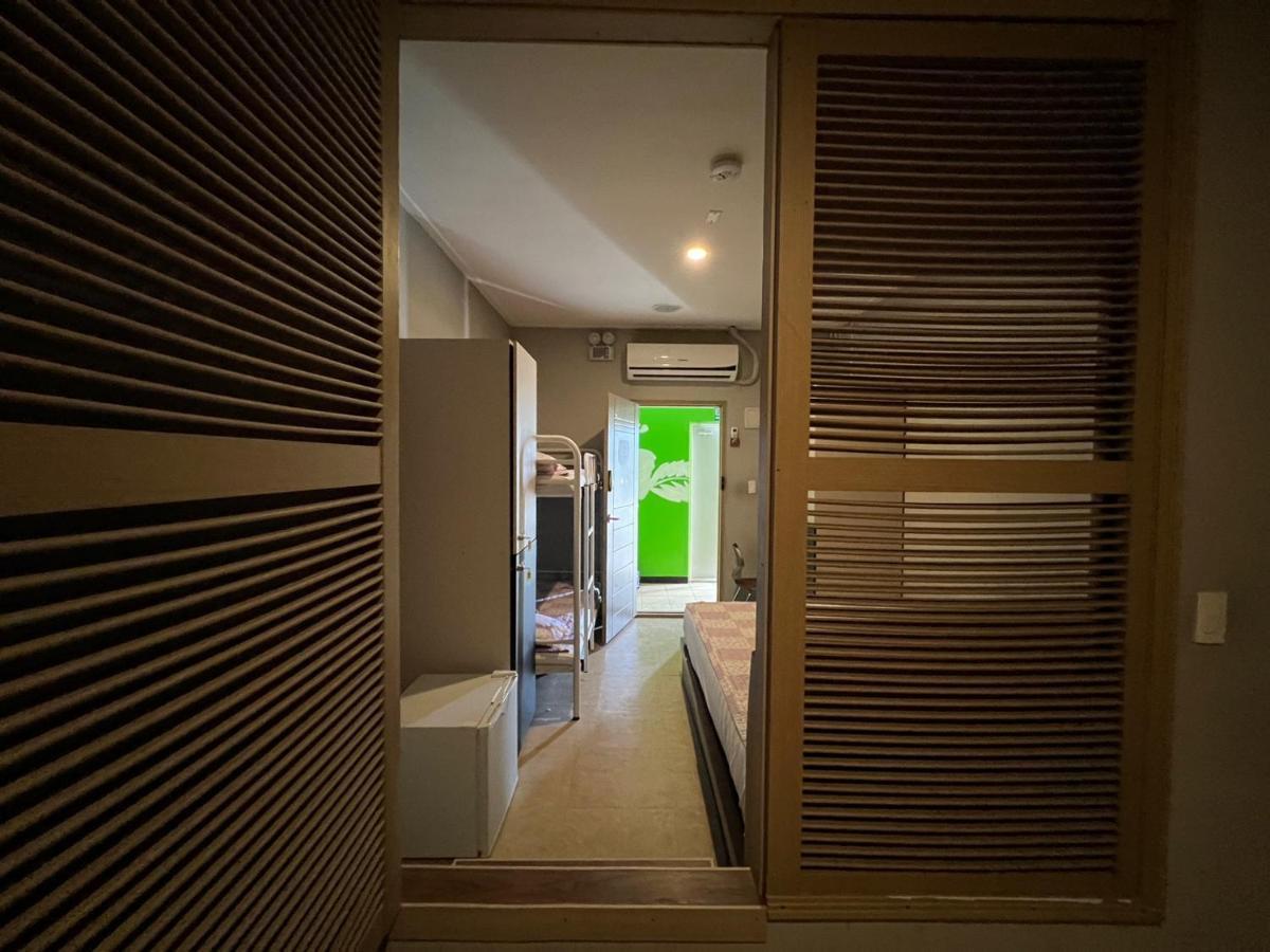 La Vista Guesthouse Saipan Extérieur photo