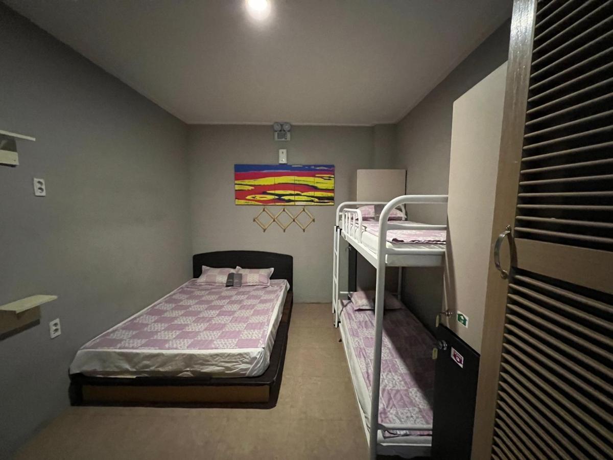 La Vista Guesthouse Saipan Extérieur photo